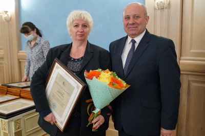 Мэр города Хабаровска наградил лучших предпринимателей краевой столицы
